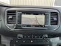 Opel Vivaro 2.0 CDTI L2H1 Dubbele schuifdeur Parkeerhulp voor en achter Achteruitrijcamera Airco Cruise control Kastinrichting Imperiaal Apple Carplay Bluetooth telefoon voorbereiding 3-Persoons Euro 6