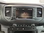 Opel Vivaro 2.0 CDTI L2H1 Dubbele schuifdeur Parkeerhulp voor en achter Achteruitrijcamera Airco Cruise control Kastinrichting Imperiaal Apple Carplay Bluetooth telefoon voorbereiding 3-Persoons Euro 6