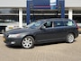 Volvo V70 1.6 T4 Nordic+ / Automaat / NL-Auto / Vol-Leder / Stoelverwarming / Cruise-Control / Standkachel / Trekhaak / Climate-Control / Elektr.-Achterklep / Radio-Bluetooth / Navi / PDC-Achter / 17'' LMV / ENZ.