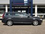 Volvo V70 1.6 T4 Nordic+ / Automaat / NL-Auto / Vol-Leder / Stoelverwarming / Cruise-Control / Standkachel / Trekhaak / Climate-Control / Elektr.-Achterklep / Radio-Bluetooth / Navi / PDC-Achter / 17'' LMV / ENZ.