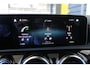 Mercedes-Benz A-klasse 180 Business Solution AMG | Sportstoelen | Schuif-kanteldak | Alcantara bekleding | Achteruitrijcamera | Voorstoelen verwarmd |