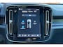 Volvo C40 Recharge Plus 69 kWh | Heico | Verlaagd | Carrosserie in Sage Green | 20" Lichtmetalen Velgen met All-Season Banden | Stuur- en Stoelverwarming | Panoramadak | Google Infotainment | Apple Carplay | Standkachel | Harman Kardon | 360 Graden Camera