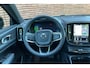 Volvo C40 Recharge Plus 69 kWh | Heico | Verlaagd | Carrosserie in Sage Green | 20" Lichtmetalen Velgen met All-Season Banden | Stuur- en Stoelverwarming | Panoramadak | Google Infotainment | Apple Carplay | Standkachel | Harman Kardon | 360 Graden Camera