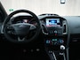 Ford Focus ST-2 2.0 250pk |Bull-X|RS-bumper & spoiler|Eibach verlagingsveren|Sony|cruise control|bi-xenon|parkeercamera|parkeersensoren|winterpack|navigatie|bluetooth|19" lichtmetalen velgen|