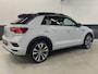 Volkswagen T-Roc 1.5 TSI 150 pk DSG Sport Business R / Pano / 19 inch / Navi / R-Line / Bluetooth