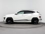 Hyundai Kona Electric Pure Edition 64.8 kWh | Stoelverwarming | Stuurverwarming | Parkeersensoren voor en achter |