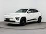 Hyundai Kona Electric Pure Edition 64.8 kWh | Stoelverwarming | Stuurverwarming | Parkeersensoren voor en achter |