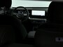 Hyundai Kona Electric Pure Edition 64.8 kWh | Stoelverwarming | Stuurverwarming | Parkeersensoren voor en achter |