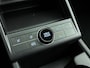 Hyundai Kona Electric Pure Edition 64.8 kWh | Stoelverwarming | Stuurverwarming | Parkeersensoren voor en achter |
