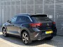 Volkswagen T-Roc 1.5 TSI R-Line Business+ / App connect / Parkeersensoren V+A / Afneembare trekhaak / Lichtmetaal 18 inch / **
