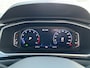 Volkswagen T-Roc 1.5 TSI R-Line Business+ / App connect / Parkeersensoren V+A / Afneembare trekhaak / Lichtmetaal 18 inch / **