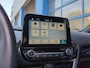 Ford Fiesta 1.0 ST-Line | Pano | Cruise Control | Navi | Bluetooth | CarPlay | | Afwijkende dakkleur | Centrale deurvergrendeling met afstandsbediening | Cruise control