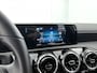 Mercedes-Benz A-klasse 160 Style | Handgeschakeld | Led verlichting | Achteruitrij camera | Cruise control | Inclusief 24 maanden MB Certified garantie voor Europa.