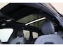 Volvo XC60 T8 Recharge AWD Plus Black Edition - Panorama/schuifdak - IntelliSafe Assist & Surround - 360º Camera - Harman/Kardon audio - Adaptieve LED koplampen - Verwarmde voorstoelen, stuur & achterbank - Parkeersensoren voor & achter - Elektr. bedienb. voorstoelen met geheugen - Head up display - Draadloze tel. lader - Extra getint glas - Inklapbare trekhaak - 21' LMV