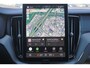 Volvo XC60 T8 Recharge AWD Plus Black Edition - Panorama/schuifdak - IntelliSafe Assist & Surround - 360º Camera - Harman/Kardon audio - Adaptieve LED koplampen - Verwarmde voorstoelen, stuur & achterbank - Parkeersensoren voor & achter - Elektr. bedienb. voorstoelen met geheugen - Head up display - Draadloze tel. lader - Extra getint glas - Inklapbare trekhaak - 21' LMV