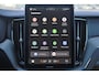 Volvo XC60 T8 Recharge AWD Plus Black Edition - Panorama/schuifdak - IntelliSafe Assist & Surround - 360º Camera - Harman/Kardon audio - Adaptieve LED koplampen - Verwarmde voorstoelen, stuur & achterbank - Parkeersensoren voor & achter - Elektr. bedienb. voorstoelen met geheugen - Head up display - Draadloze tel. lader - Extra getint glas - Inklapbare trekhaak - 21' LMV