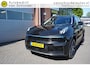 Lynk & Co 01 1.5 261PK! DEC 2022 ORIGINEEL NEDERLANDS DEALER OH 360CAMERA 6,6KWH LADER PANORAMADAK FULL LED 20INCH ADAPTIEVE CRUISE ANDROID/APPLECARPLAY NAVI STOELVERWARMING PDC V+A ENZ...