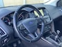 Ford Focus Titanium 1.5 Ecoboost 150 pk Navigatie groot scherm - Active Park Assist - Xenon verlichting - Elektrische trekhaak geremd 1500 kg