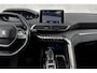 Peugeot 5008 1.2 PureTech | Camera | Trekhaak | Half lederen bekleding | Apple Carplay