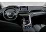 Peugeot 5008 1.2 PureTech | Camera | Trekhaak | Half lederen bekleding | Apple Carplay