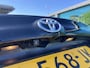 Toyota Yaris 1.5 Hybrid Dynamic Parkeer camera, cruise control, climate control,DAB, Metallic lak.