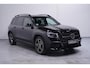 Mercedes-Benz GLB GLB 220 d 4MATIC DCT AMG-Line navigatie ledverlichting 19"-lmv lederen-bekleding 360 camera apple-carplay touchpad DAB-ontvangst ACC wegklapbare-trekhaak digi-cockpit sportstoelen electrisch verstelbaar links met memo stoelverwarming-voor