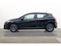Renault Clio 1.0 TCe Zen Technisch helemaal in orde, geleverd met nieuw onderhoud. Exterieur lichte plekjes, bij interesse kunt u langskomen en staat de koffie klaar!