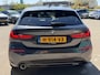 BMW 1-Serie 118i High Executive Edition PANORAMADAK | NAVIGATIE | STOELVERWARMING | CAMERA | LEDER SPORT INTERIEUR | ACHTERUIT RIJ CAMERA | PARKEERSENSOREN | AIRCO/ECC | CRUISECONTROL | LED | AFNEEMBARE TREKHAAK |