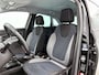 Opel Crossland X SUV 120 Jaar Edition 82 pk | Navigatie | Parkeersensoren Achter | LED Koplampen | Lederen Stuurwiel | DAB Ontvanger | Airco | Cruise Control | Buitenspiegels Elektrisch Verstel -en Verwarmbaar | 16" Lichtmetalen Velgen | Apple Carplay/Android Auto |