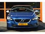 Volvo V40 T3 Polar+ Sport R-Design | Panoramadak | Harman Kardon | Camera | Trekhaak | Stoelverwarming | Perfect Onderhoud |