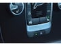 Volvo V40 T3 Polar+ Sport R-Design | Panoramadak | Harman Kardon | Camera | Trekhaak | Stoelverwarming | Perfect Onderhoud |