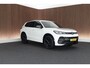 Volkswagen Tiguan 1.5 eHybrid 204pk R-Line Edition Black Style Oryxwit Trekhaak 360Camera Leder Memory Stoel + Stuurverwarming Keyless Navigatie