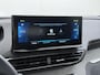 Peugeot 3008 1.6 HYbrid 225 GT Pack Business VAN: 27.900,- VOOR: 24.877,- UW WKVOORDEEL: 3.023,- | BOMVOL!! | PANO | ELEK. ACHTERKLEP | STOELVERWARMING | APPLECARPLAY | RIJKLAAR MET 12 MND BOVAG GARANTIE | ACHTERUITRIJ CAMERA | ADAP. CRUISE | DODE HOEK |