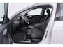 BMW 1-Serie 118i Executive Edition (SFEERVERLICHTING, NAVIGATIE, CRUISE CONTROL, PARKEERSENSOREN, DEALER ONDERHOUDEN)