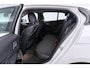 BMW 1-Serie 118i Executive Edition (SFEERVERLICHTING, NAVIGATIE, CRUISE CONTROL, PARKEERSENSOREN, DEALER ONDERHOUDEN)