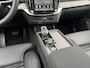 Volvo XC90 2.0 T8 Plug-in hybrid AWD Ultra Dark | Adaptieve Cruise Control | Luchtvering | Trekhaak | Panoramadak | Bowers & Wilkins Audio | Nappa Lederen Bekleding | Stoel-/Stuurverwarming | 360 Parkeercamera | 22" Velgen |