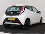 Toyota Aygo 1.0 VVT-i x-play | Airco | Achteruitrijcamera | Lichtmetalen velgen |