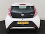 Toyota Aygo 1.0 VVT-i x-play | Airco | Achteruitrijcamera | Lichtmetalen velgen |
