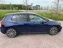 Volkswagen Golf 1.0 eTSI Life 110 PK| Dealeronderhouden | Navigatie | Stoelverwarming | Stuurwielverwarming | Achteruitrijcamera | Parkeersensoren | 17 Inch Velgen | Keyless Access