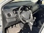 Hyundai i10 1.0i i-Motion Go! 2016 / Schuif Kantel Dak / Trekhaak / Navigatie / Elektrische Ramen V+A / Cruise / LM Velgen /