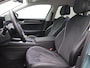 Volkswagen Passat Variant 1.5 eHybrid Business 204PK DSG Trekhaak, Achteruitrijcamera, Head-Up Display, Side Assist, Elektr. Achterklep, 17" LM Velgen, Stoel-Stuurverwarming