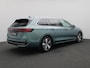 Volkswagen Passat Variant 1.5 eHybrid Business 204PK DSG Trekhaak, Achteruitrijcamera, Head-Up Display, Side Assist, Elektr. Achterklep, 17" LM Velgen, Stoel-Stuurverwarming