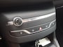 Peugeot 308 GT 1.6 TURBO-205pk Navi | FULL-LED | Alcantara/Leer | Trekhaak | Cruise & Climate control |LMV18 |Parkhulp V+A |Sportieve auto maar in keurige staat:)
