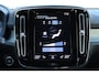 Volvo XC40 1.5 T5 Recharge Plug-in Hybrid Inscription | Parkeerverwarming Met Timer | Trekhaak | All-Season Banden | Alarmklasse 3 | Lederen Bekleding | Harman/Kardon Premium Audio | BLIS Dodehoekdetectie | Adaptieve Cruise Control | Pilot Assist | Parkeersensoren Voor & Achter | Achteruitrijcamera | Verwarmbare Achterbank | Stoelverwarming | Stuurverwarming | Elektrische Achterklep |