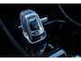 Volvo XC40 1.5 T5 Recharge Plug-in Hybrid Inscription | Parkeerverwarming Met Timer | Trekhaak | All-Season Banden | Alarmklasse 3 | Lederen Bekleding | Harman/Kardon Premium Audio | BLIS Dodehoekdetectie | Adaptieve Cruise Control | Pilot Assist | Parkeersensoren Voor & Achter | Achteruitrijcamera | Verwarmbare Achterbank | Stoelverwarming | Stuurverwarming | Elektrische Achterklep |