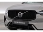 Volvo XC60 2.0 T8 Plug-in hybrid AWD Plus Dark | Sportstoelen | Blis | Trekhaak | ACC | H&K Audio | ACC | Pano | stoelverwarming|