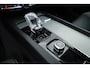 Volvo XC60 2.0 T8 Plug-in hybrid AWD Plus Dark | Sportstoelen | Blis | Trekhaak | ACC | H&K Audio | ACC | Pano | stoelverwarming|