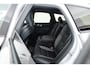 Volvo XC60 2.0 T8 Plug-in hybrid AWD Plus Dark | Sportstoelen | Blis | Trekhaak | ACC | H&K Audio | ACC | Pano | stoelverwarming|