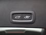 Volvo XC40 T5 262PK Recharge R-Design / Panorama Dak / Trekhaak / 360gr Camera / Elekt. Verstelbare Stoelen / Verwarmbare Voorstoelen + Stuurwiel /