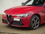 Alfa Romeo Giulia 2.0 Turbo 280 PK Competizione Q4 AWD | Harman | Veloce | 19"
